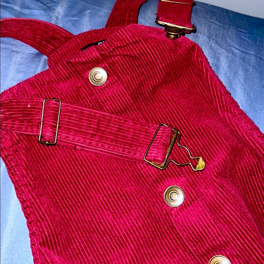 it’s from rue21 , it’s a size large.